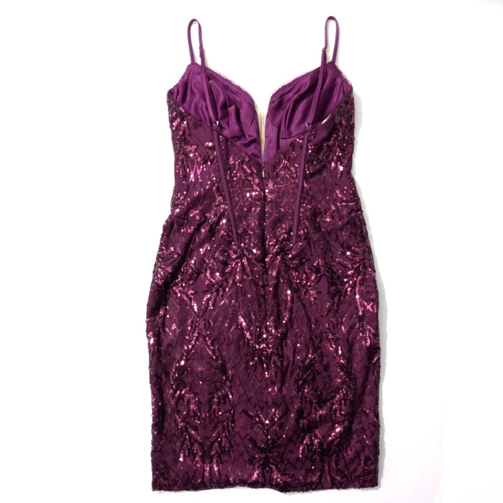 DB Studio Short Allover Sequin Illusion Plunge Mini Dress Sz 4 Purple NWT - Picture 9 of 14